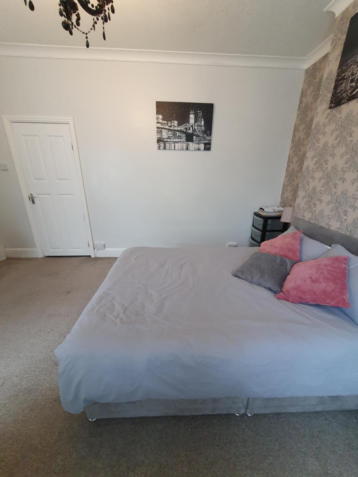 Private Luxury Double Room In Cardiff Luaran gambar